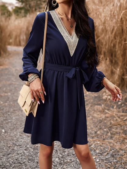 Women's elegant V-neck long-sleeved dress